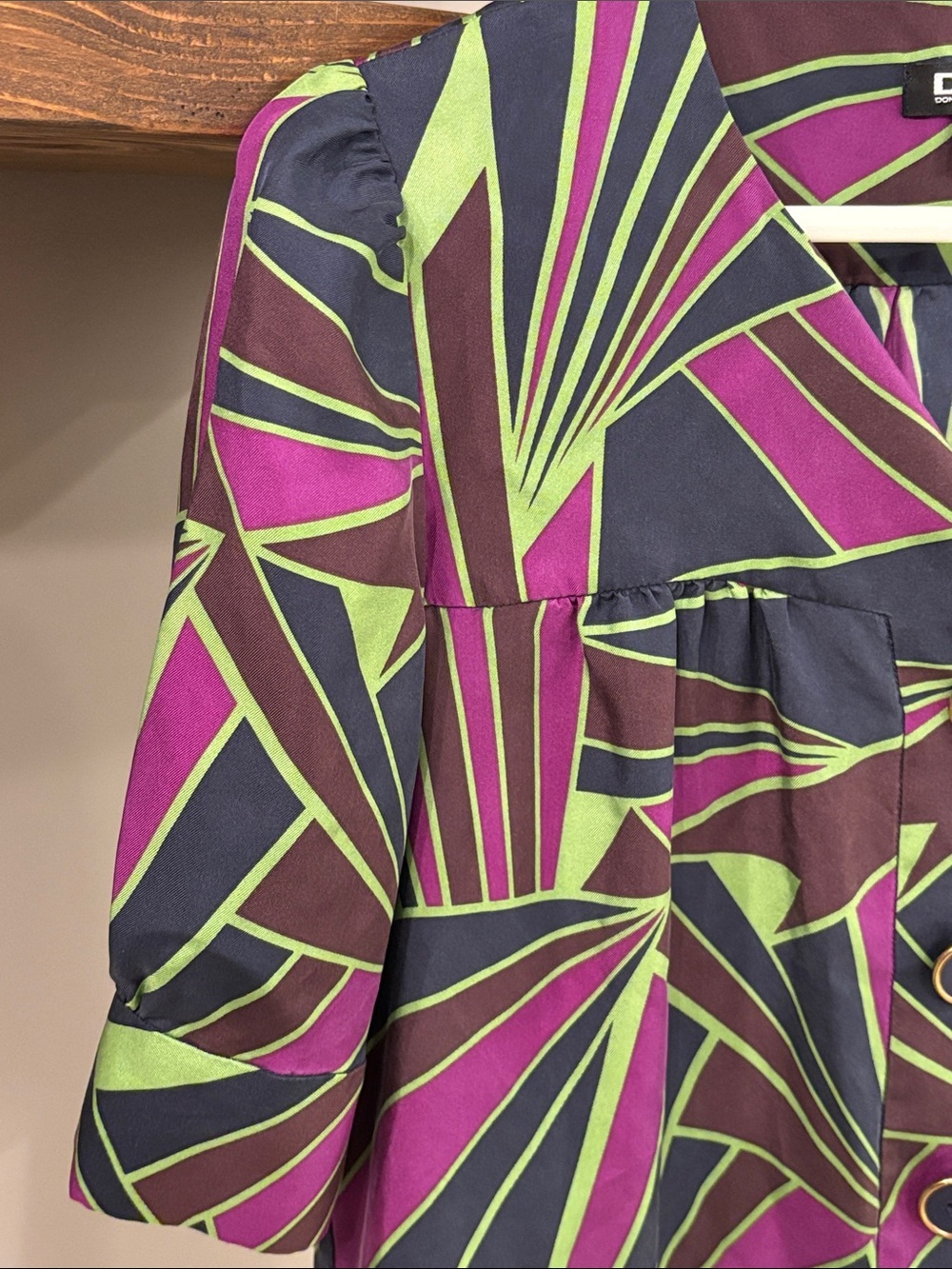 DKNY 100% Silk Geometric Print Shift Dress Size 6 Missing Belt - Picture 5 of 8